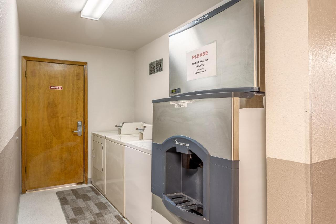 Americas Best Value Inn Burns Kültér fotó