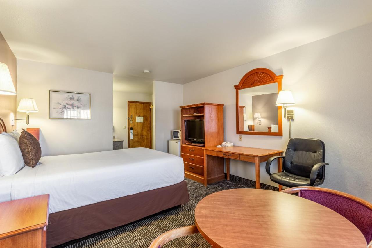 Americas Best Value Inn Burns Kültér fotó