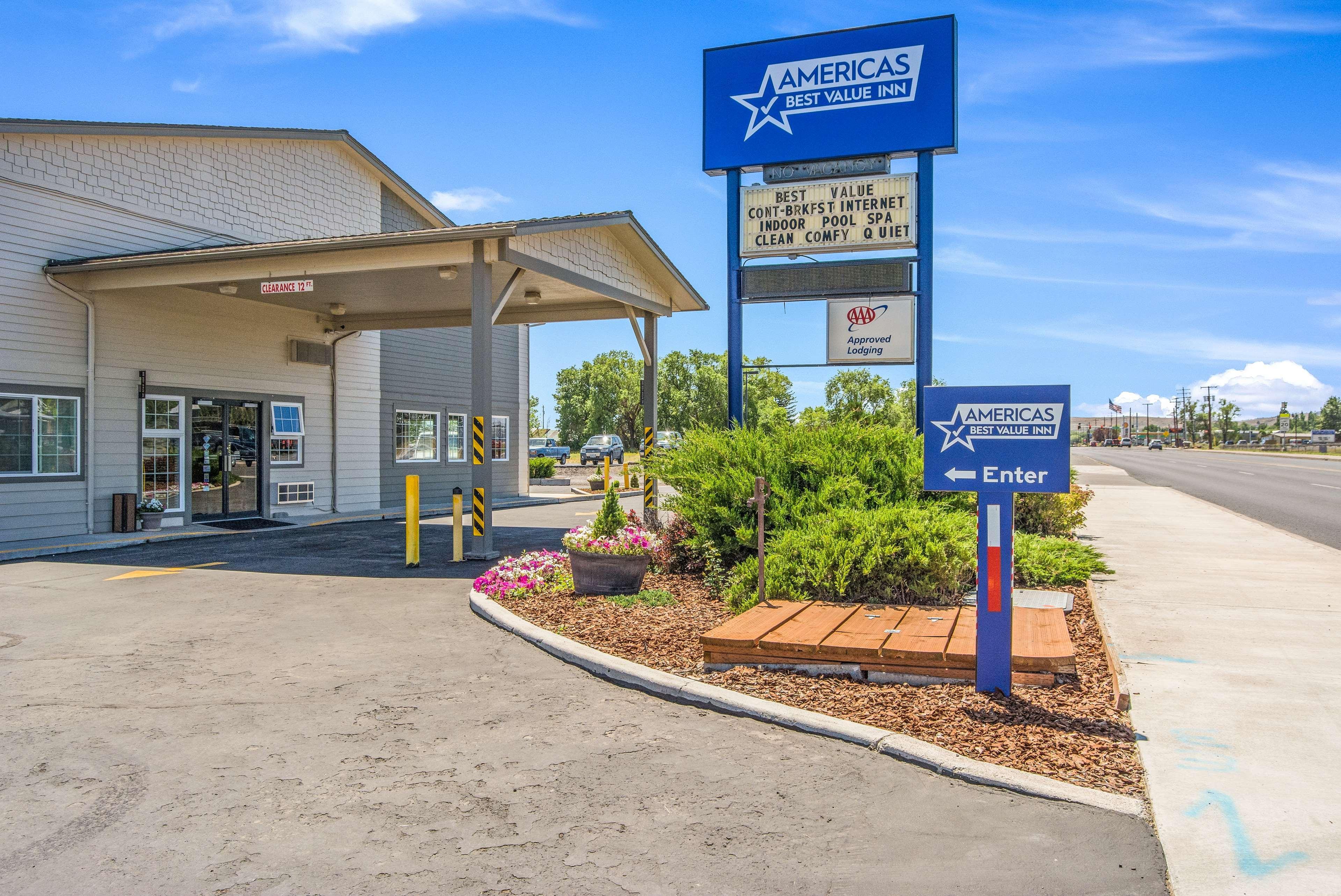 Americas Best Value Inn Burns Kültér fotó