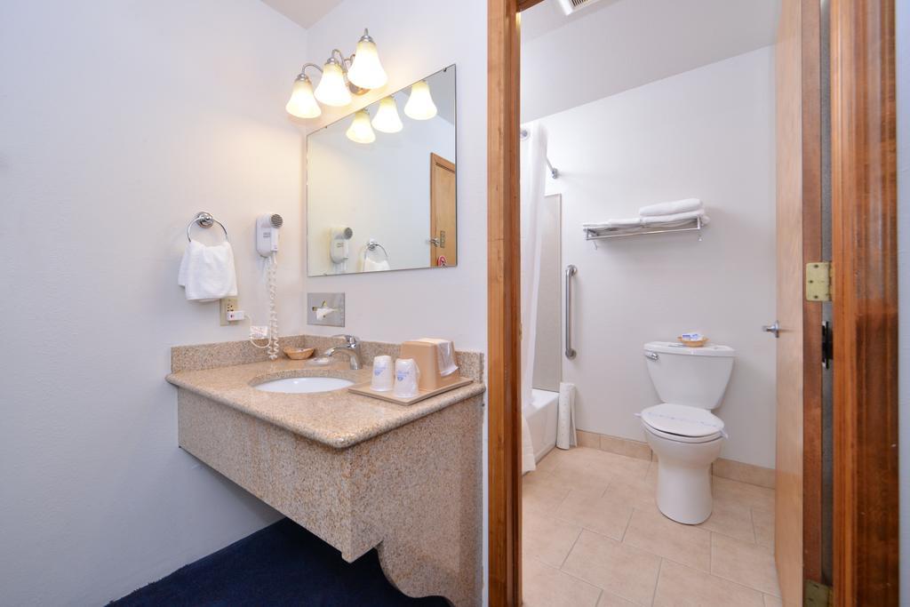 Americas Best Value Inn Burns Kültér fotó